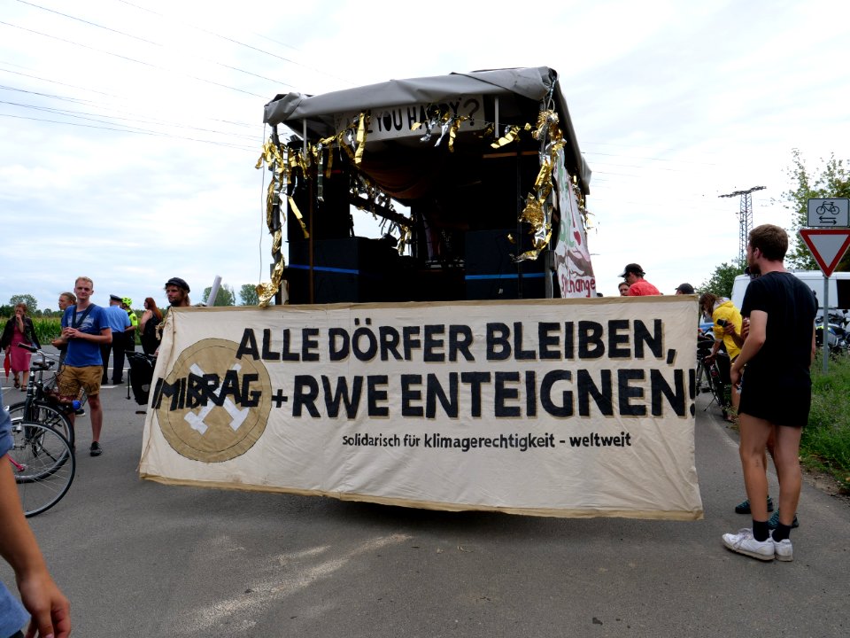 Climate Camp Pödelwitz 2019 Dance-Demonstration 73
