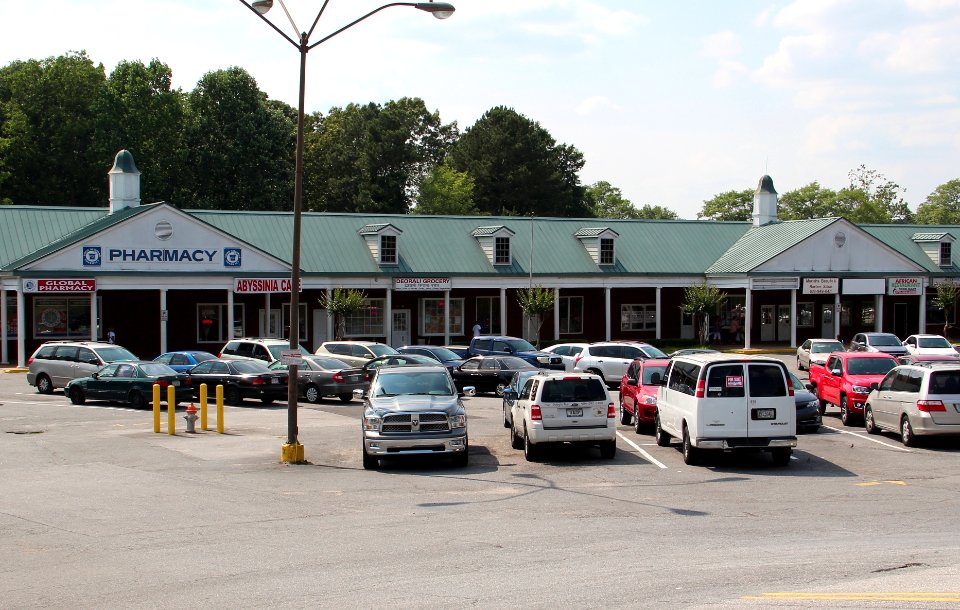 Clarkston, Georgia stores, May 2016