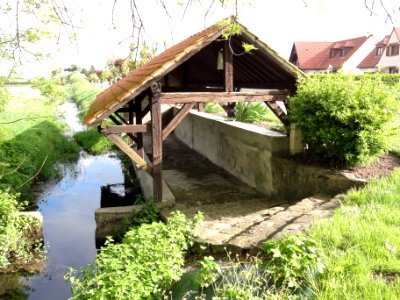 Clacy-et-Thierret (Aisne) lavoir