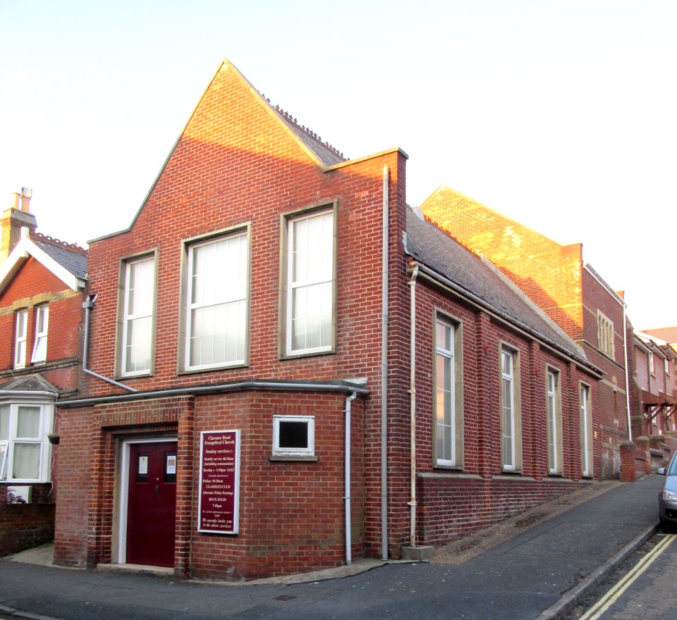 Clarence Road Evangelical Church, Clarence Road, East Cowes (May 2016) (1)