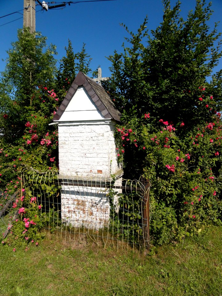 Clairfayts (Nord, Fr) chapelle Ste Thérèse, chemin de Tabary (1)
