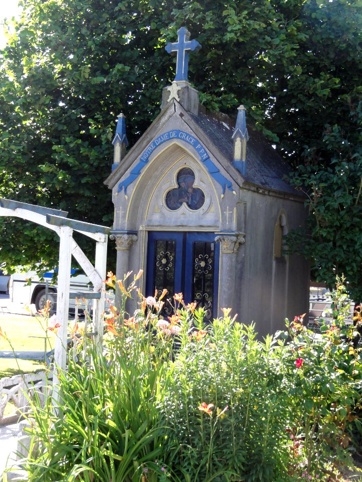 Clairfayts (Nord, Fr) chapelle N.D.de Grâce