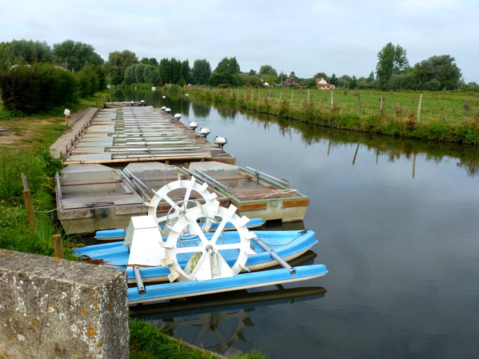Clairmarais (Pas-de-Calais, Fr) la Halte Fluviale (02)