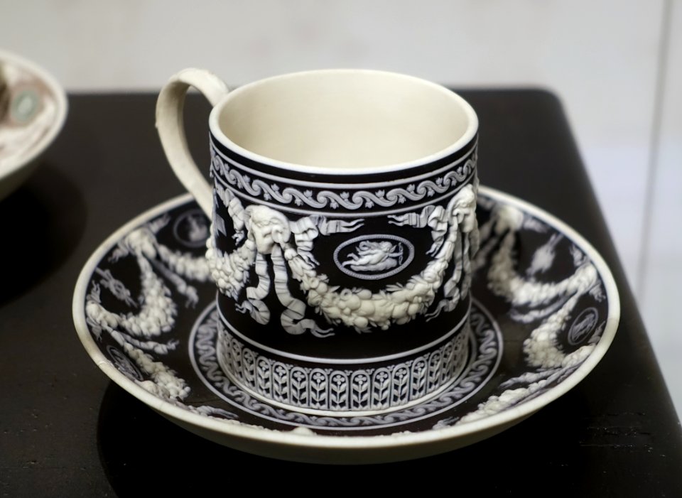 Coffee cup and saucer, Wedgwood Factory, England, c. 1860, stoneware - Montreal Museum of Fine Arts - Montreal, Canada - DSC09443