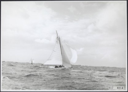 Collectie Fotocollectiie Afdrukken ANEFO Rousel, fotonummer 157-0254, Bestanddeelnr 157-0254