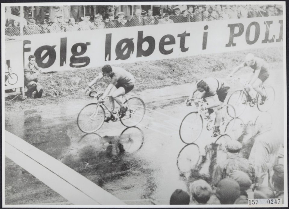 Collectie Fotocollectiie Afdrukken ANEFO Rousel, fotonummer 157-0247, Bestanddeelnr 157-0247