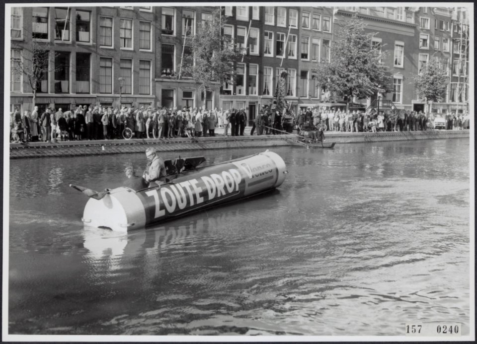 Collectie Fotocollectiie Afdrukken ANEFO Rousel, fotonummer 157-0240, Bestanddeelnr 157-0240