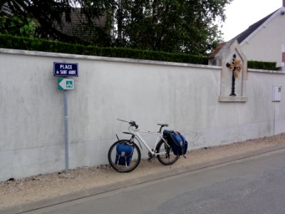 Cléry-Saint-André Croix de la Place St.André