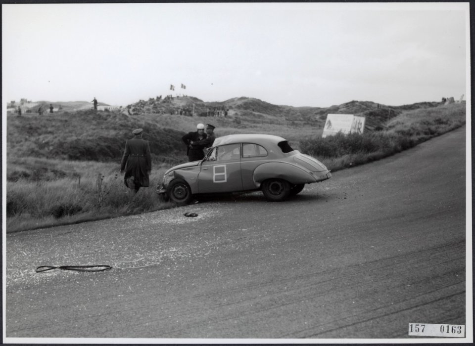 Collectie Fotocollectiie Afdrukken ANEFO Rousel, fotonummer 157-0163, Bestanddeelnr 157-0163