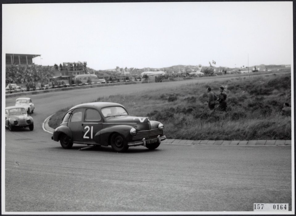 Collectie Fotocollectiie Afdrukken ANEFO Rousel, fotonummer 157-0164, Bestanddeelnr 157-0164