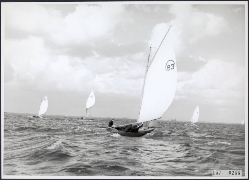 Collectie Fotocollectiie Afdrukken ANEFO Rousel, fotonummer 157-0255, Bestanddeelnr 157-0255