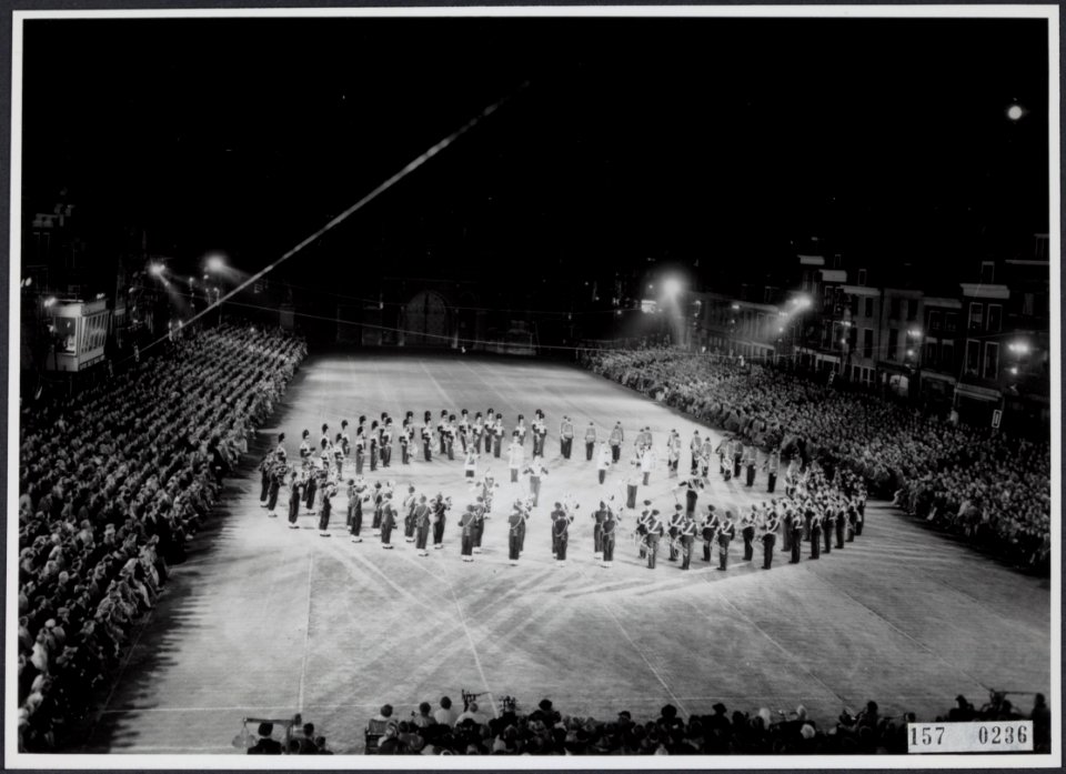 Collectie Fotocollectiie Afdrukken ANEFO Rousel, fotonummer 157-0236, Bestanddeelnr 157-0236