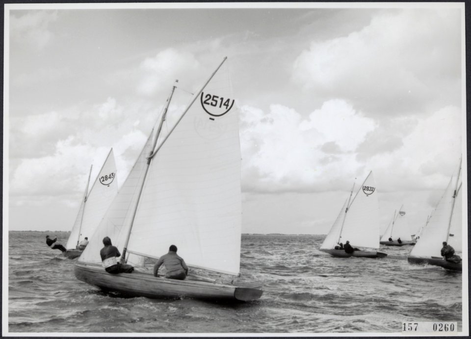 Collectie Fotocollectiie Afdrukken ANEFO Rousel, fotonummer 157-0260, Bestanddeelnr 157-0260