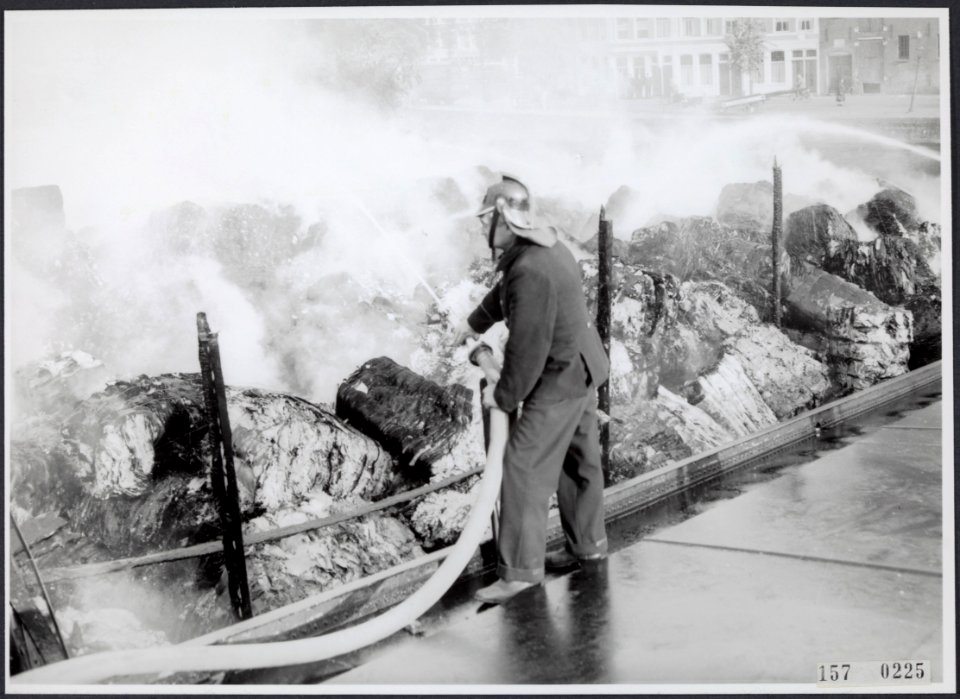 Collectie Fotocollectiie Afdrukken ANEFO Rousel, fotonummer 157-0225, Bestanddeelnr 157-0225
