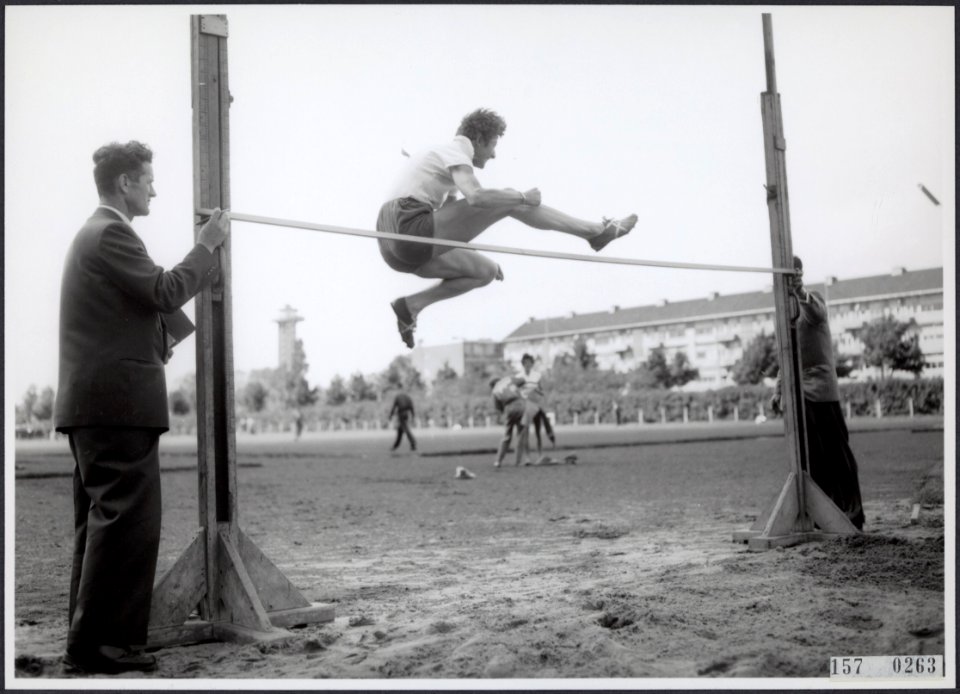 Collectie Fotocollectiie Afdrukken ANEFO Rousel, fotonummer 157-0263, Bestanddeelnr 157-0263
