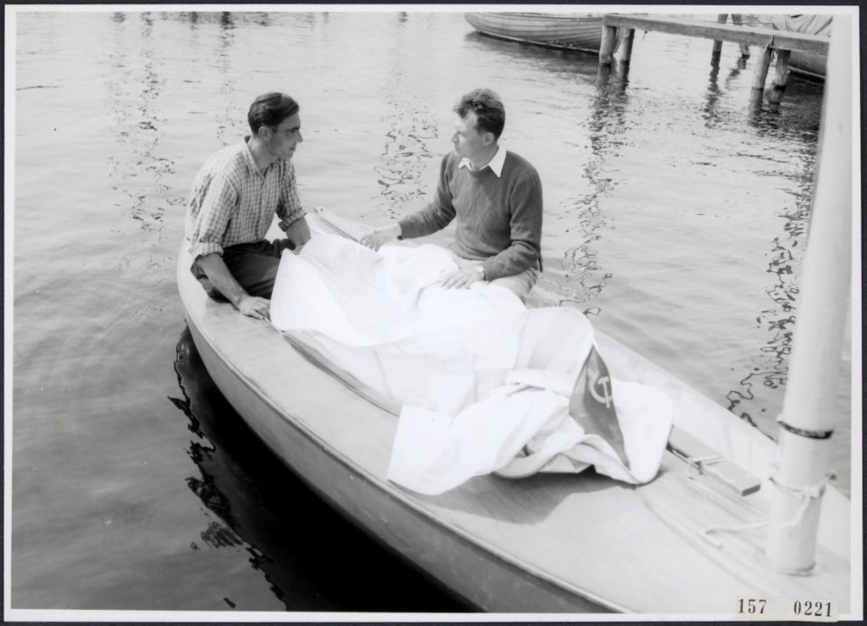 Collectie Fotocollectiie Afdrukken ANEFO Rousel, fotonummer 157-0221, Bestanddeelnr 157-0221