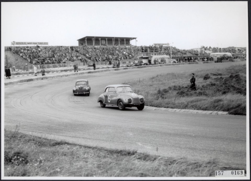Collectie Fotocollectiie Afdrukken ANEFO Rousel, fotonummer 157-0169, Bestanddeelnr 157-0169