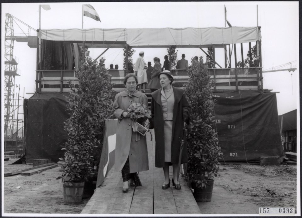 Collectie Fotocollectiie Afdrukken ANEFO Rousel, fotonummer 157-0393, Bestanddeelnr 157-0393