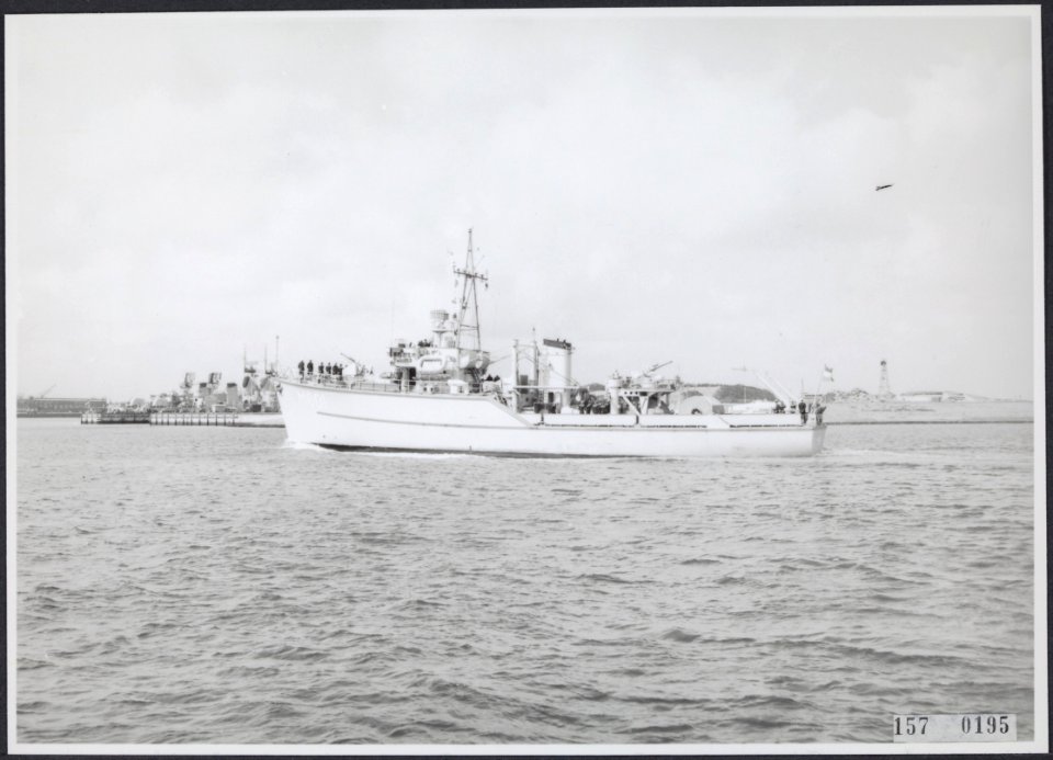 Collectie Fotocollectiie Afdrukken ANEFO Rousel, fotonummer 157-0195, Bestanddeelnr 157-0195