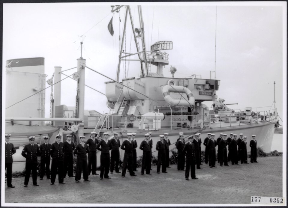 Collectie Fotocollectiie Afdrukken ANEFO Rousel, fotonummer 157-0352, Bestanddeelnr 157-0352