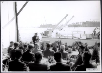 Collectie Fotocollectiie Afdrukken ANEFO Rousel, fotonummer 157-0353, Bestanddeelnr 157-0353