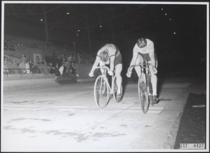 Collectie Fotocollectiie Afdrukken ANEFO Rousel, fotonummer 157-0127, Bestanddeelnr 157-0127
