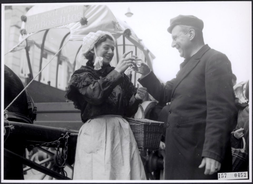 Collectie Fotocollectiie Afdrukken ANEFO Rousel, fotonummer 157-0452, Bestanddeelnr 157-0452