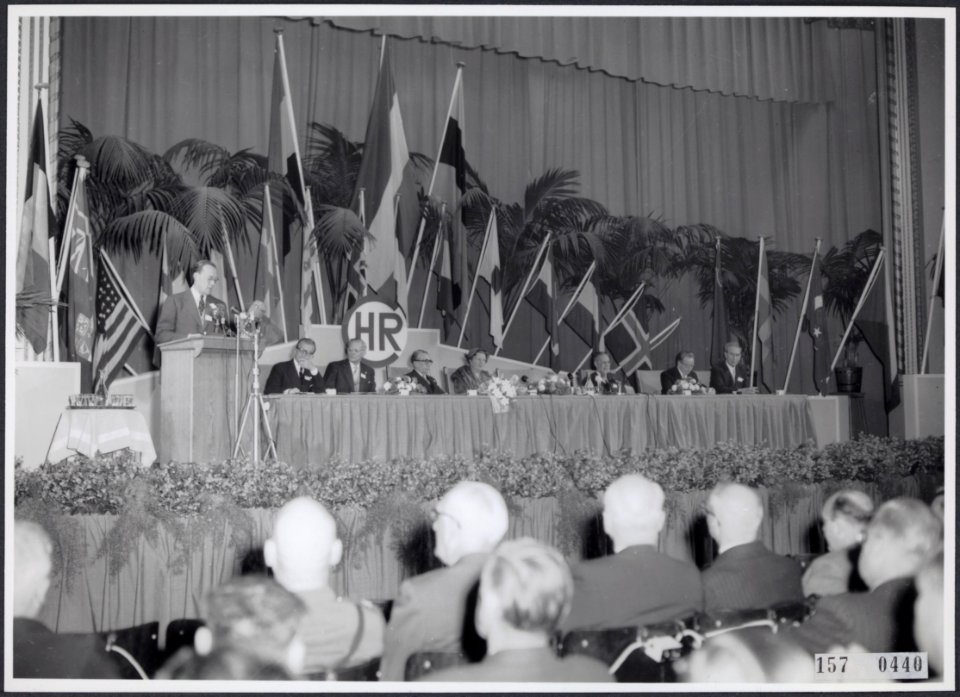 Collectie Fotocollectiie Afdrukken ANEFO Rousel, fotonummer 157-0440, Bestanddeelnr 157-0440