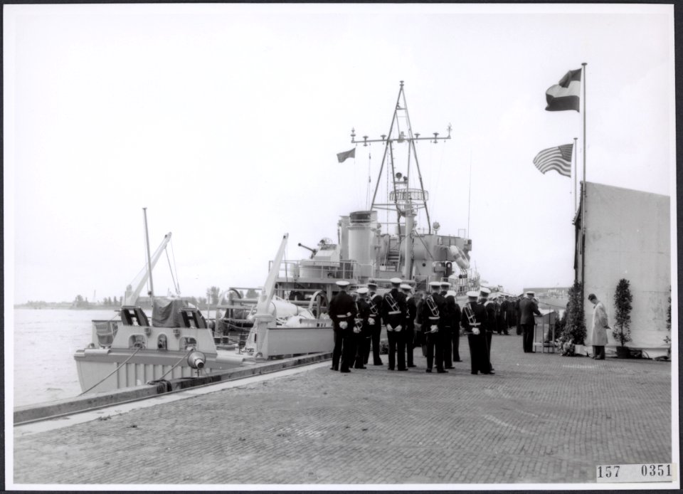 Collectie Fotocollectiie Afdrukken ANEFO Rousel, fotonummer 157-0351, Bestanddeelnr 157-0351
