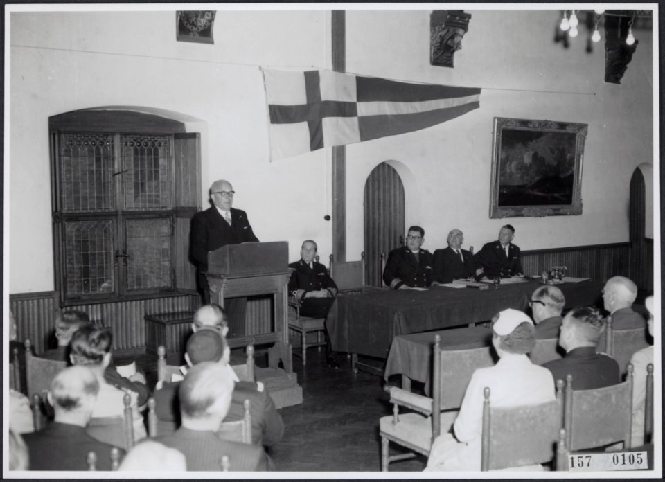 Collectie Fotocollectiie Afdrukken ANEFO Rousel, fotonummer 157-0105, Bestanddeelnr 157-0105