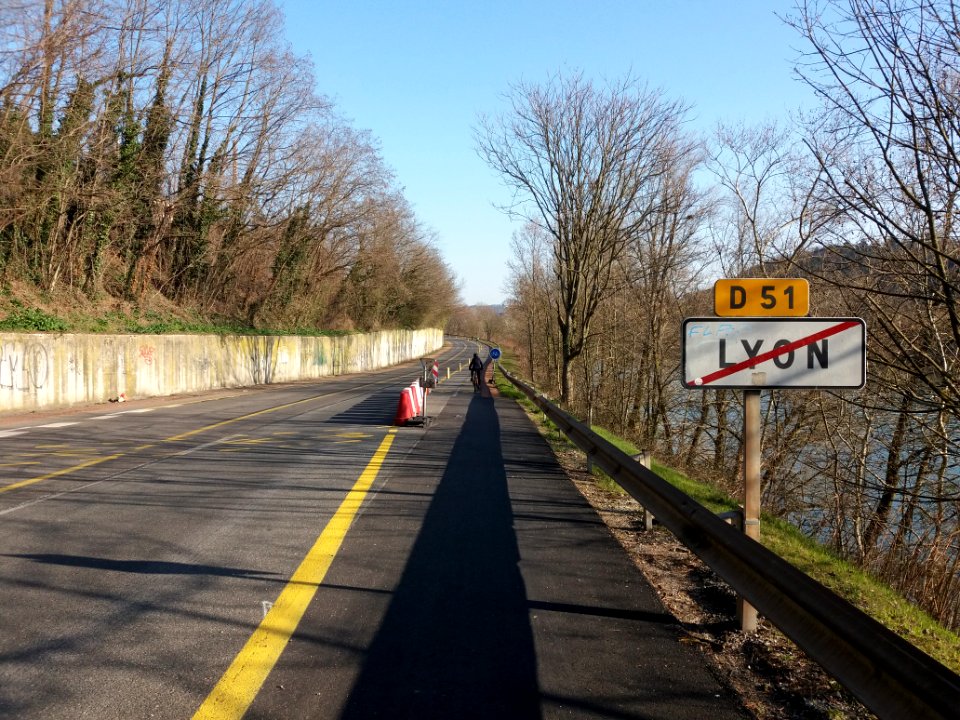 Collonges-au-Mont-d'Or - Quai de la Jonchère - A la sortie de Lyon