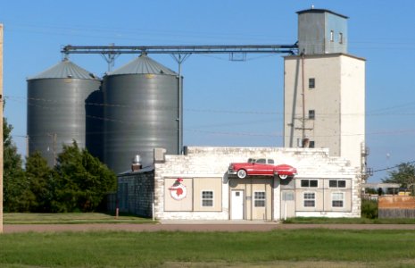 Collyer, Kansas Pontiac Bar and Grill from NW 1