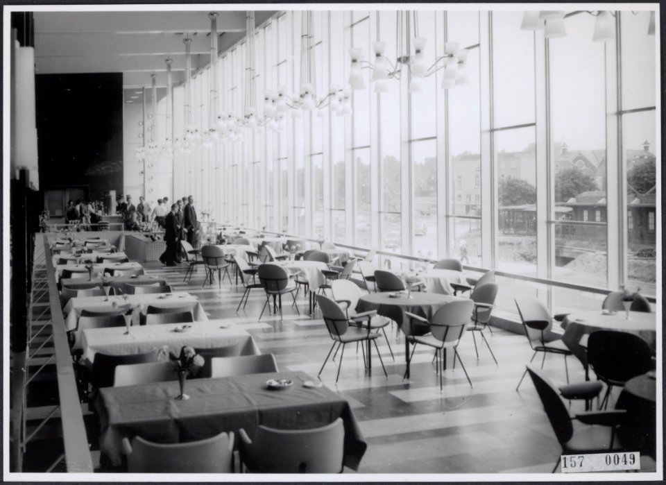 Collectie Fotocollectiie Afdrukken ANEFO Rousel, fotonummer 157-0049, Bestanddeelnr 157-0049