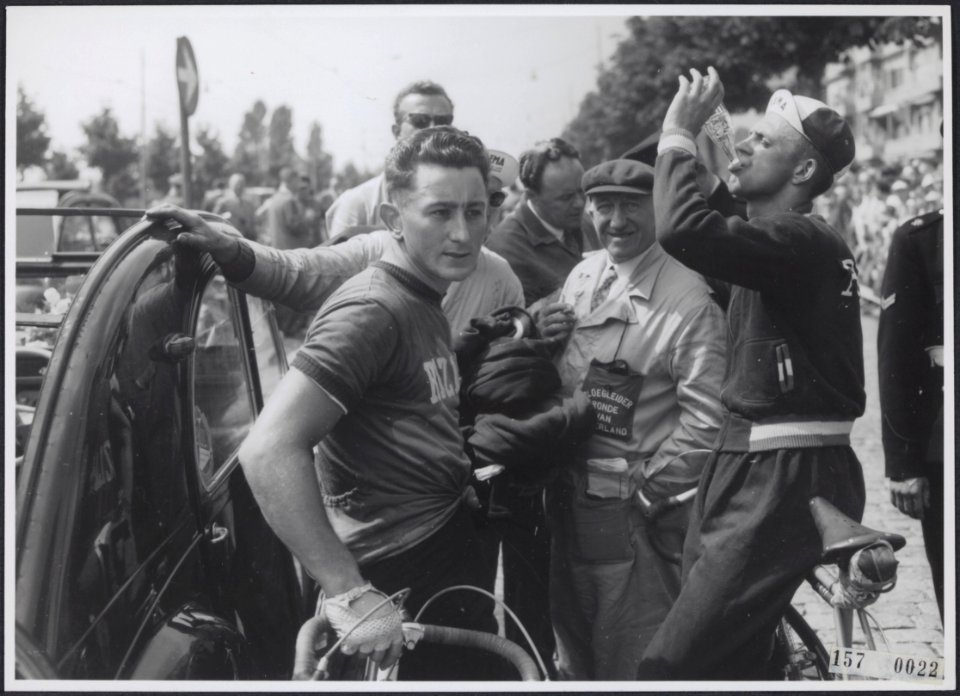 Collectie Fotocollectiie Afdrukken ANEFO Rousel, fotonummer 157-0022, Bestanddeelnr 157-0022