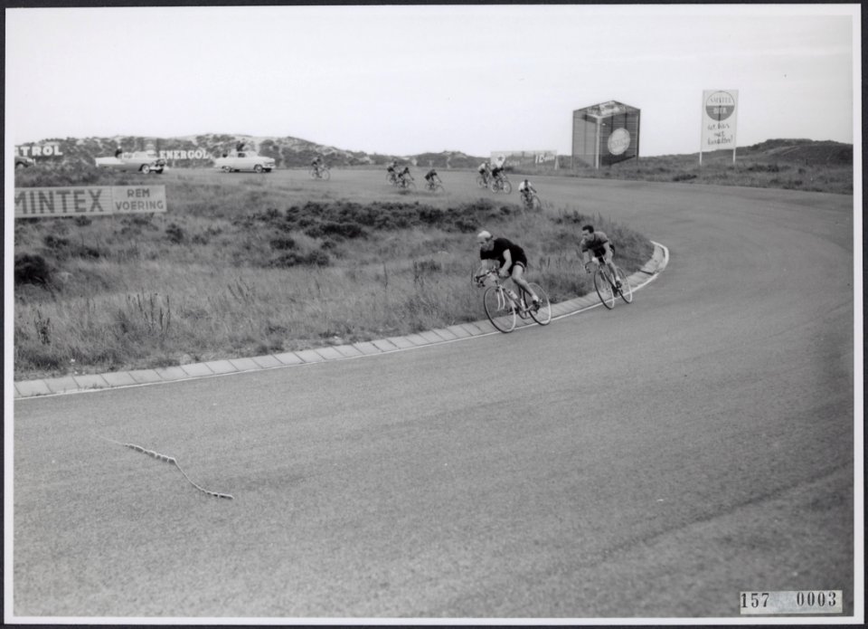 Collectie Fotocollectiie Afdrukken ANEFO Rousel, fotonummer 157-0003, Bestanddeelnr 157-0003