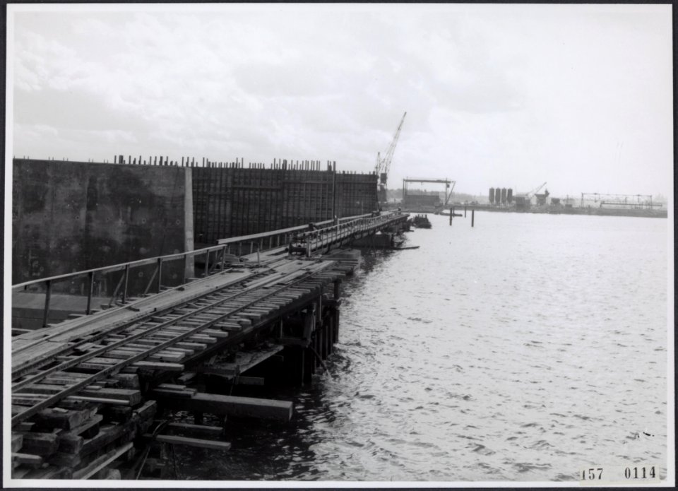 Collectie Fotocollectiie Afdrukken ANEFO Rousel, fotonummer 157-0114, Bestanddeelnr 157-0114