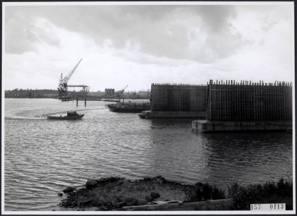 Collectie Fotocollectiie Afdrukken ANEFO Rousel, fotonummer 157-0113, Bestanddeelnr 157-0113