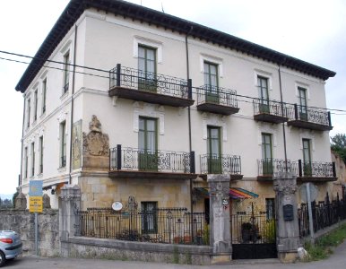 Colindres (Cantabria) - Casa Hoyo, Alvarado y Valle 1