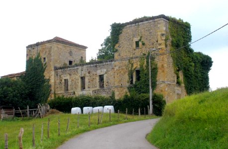 Colindres - Palacio del Infantado o del Condestable 3