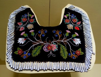 Collar, Ojibwa, c. 1890, glass beads, tin, velvet - Portland Art Museum - Portland, Oregon - DSC09146