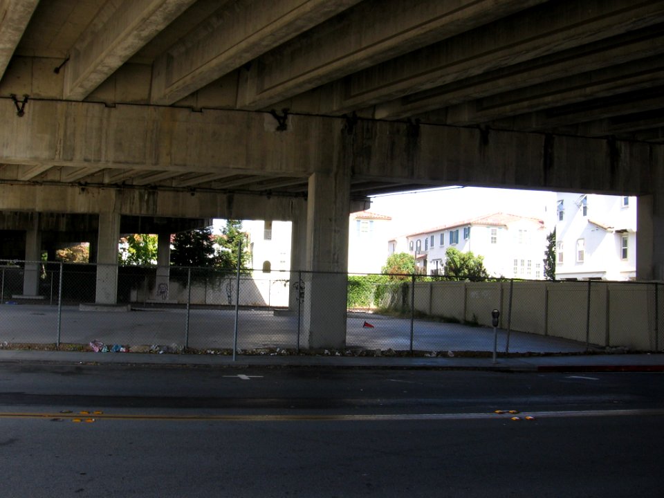 Coleman Avenue overpass 2445 01