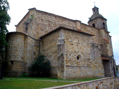 Colindres - Iglesia de San Juan Bautista (vieja) 03