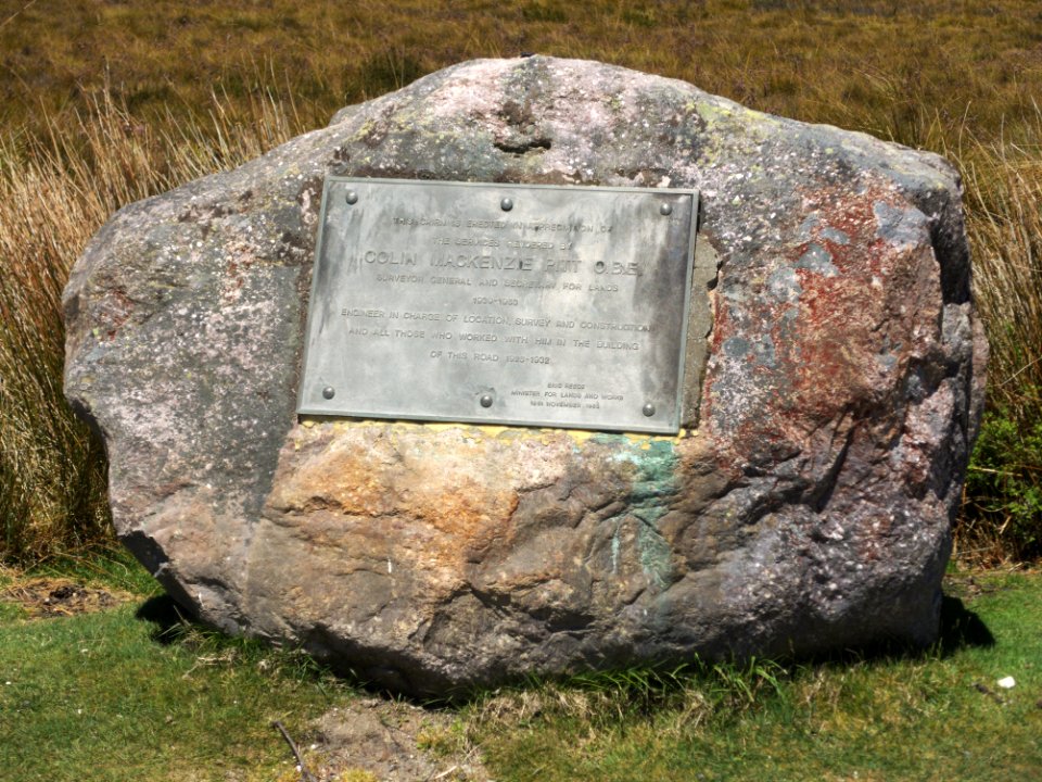 Colin Pitt cairn 20171121-021