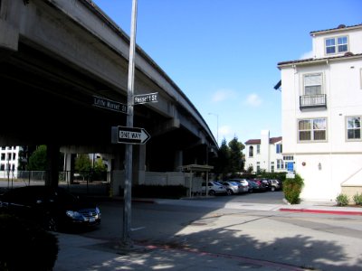 Coleman Avenue overpass 2446 02