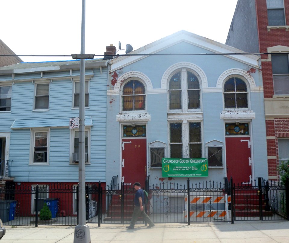 CoG Greenpoint 128 Meserole Av jeh
