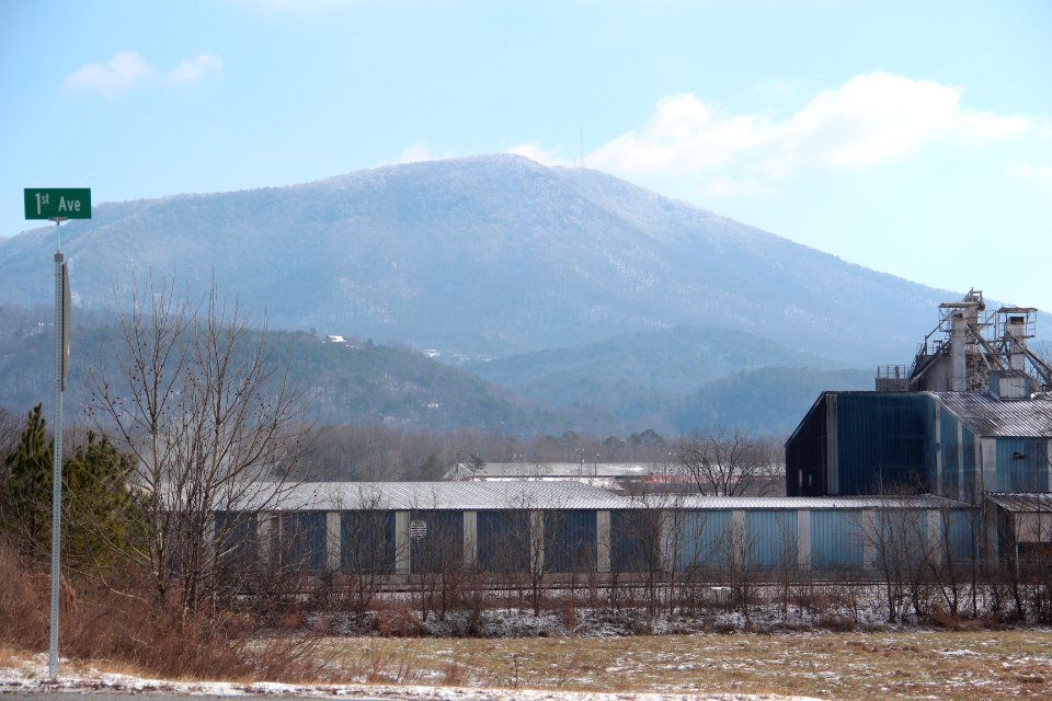 Cohutta Mountain from Chatsworth, Jan 2018