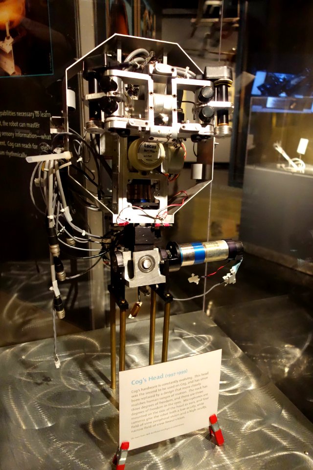 Cog's Head, rev 2, 1997-1999, view 1 - MIT Museum - DSC03740