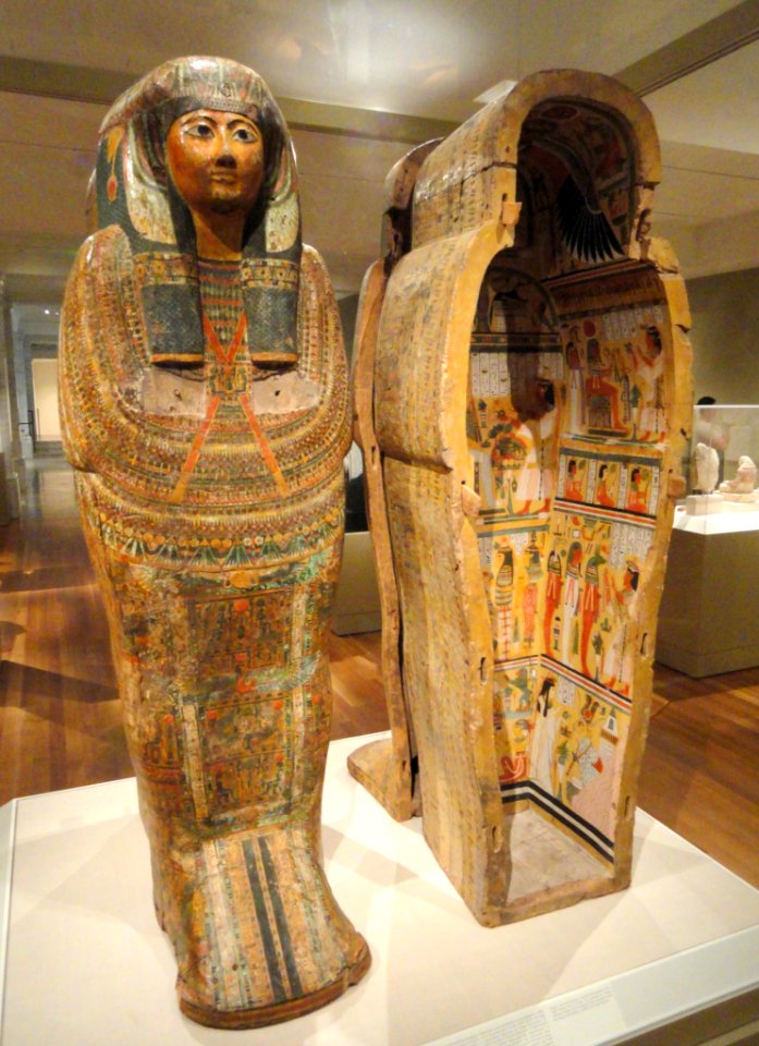 Coffin of Nesykhonsu, about 976-889 BC, Thebes, Third Intermediate Period, late Dynasty 21 to early Dynasty 22, gessoed and painted sycamore fig - Cleveland Museum of Art - DSC08773