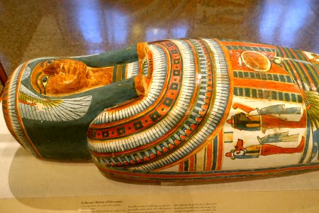 Coffin and mummy of Meresamun, view 2, Egypt, Third Intermediate Period, Dynasty 22, c. 946-715 BC, cartonnage, linen, pigment, human remains - Oriental Institute Museum, University of Chicago - DSC07826