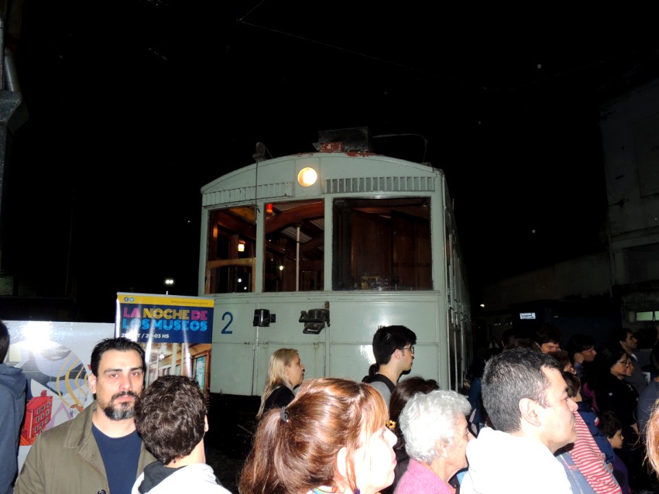 Coche Preston @ Taller Polvorin, noche de los museos 2K16